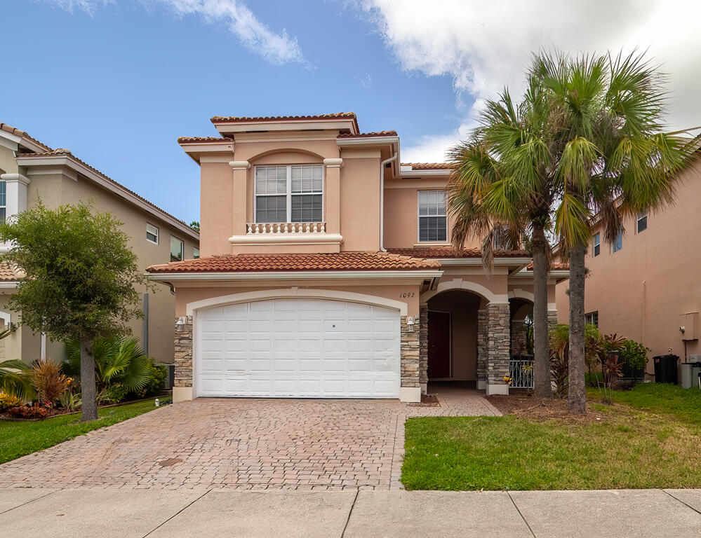 Vizcaya Falls Plat 1 - Residential