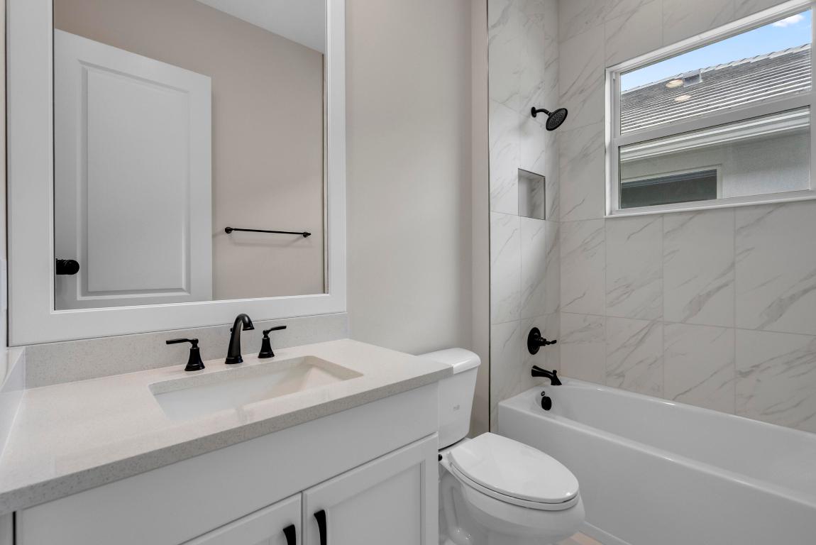 LUCAYA POINTE - PHASE 1 - Residential