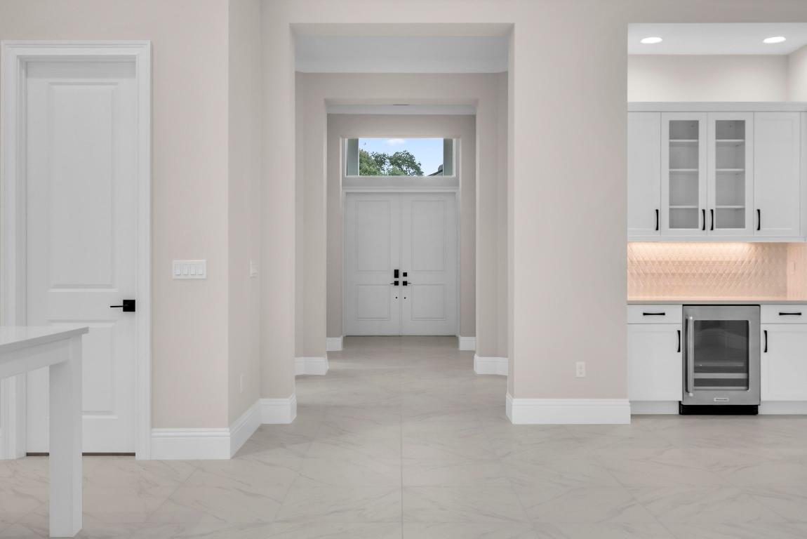 LUCAYA POINTE - PHASE 1 - Residential