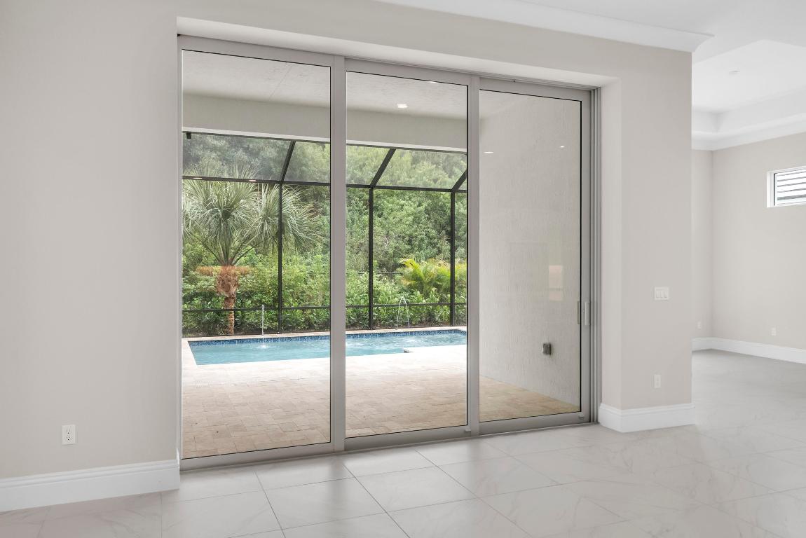 LUCAYA POINTE - PHASE 1 - Residential