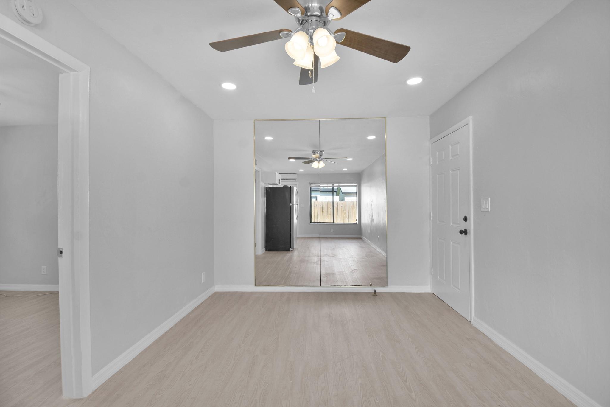 6101 NW 9th Ct 2