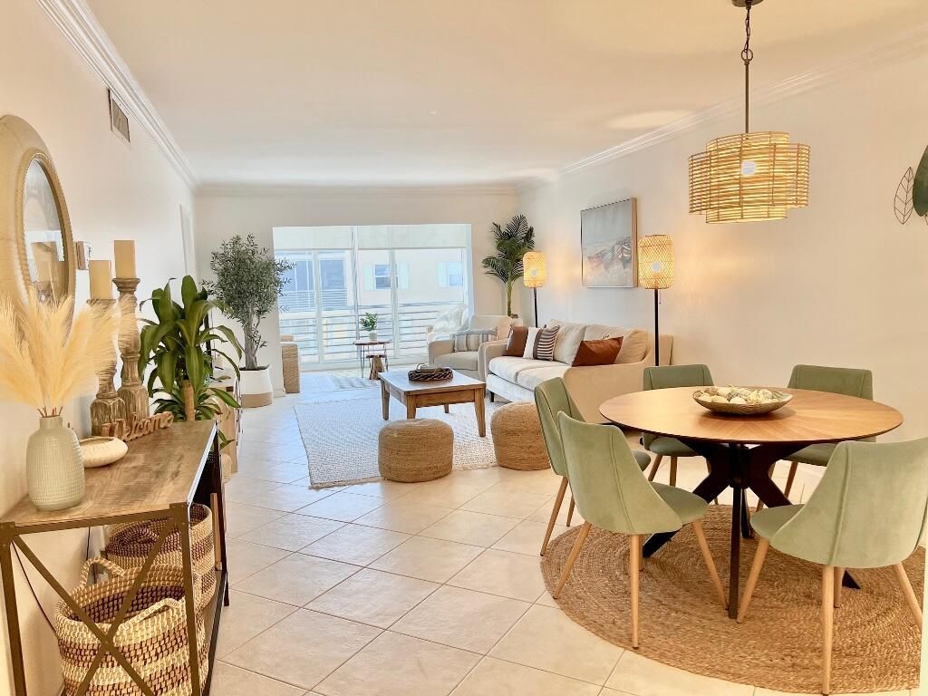 Photo of 304 Golfview Road #407, North Palm Beach, FL 33408 (MLS # R10752099)