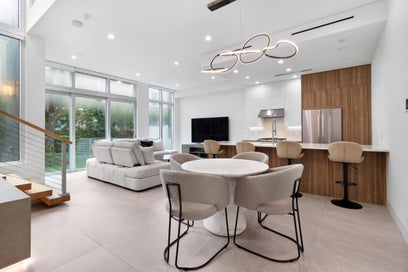 606 NE 8TH Avenue Fort Lauderdale FL 33304