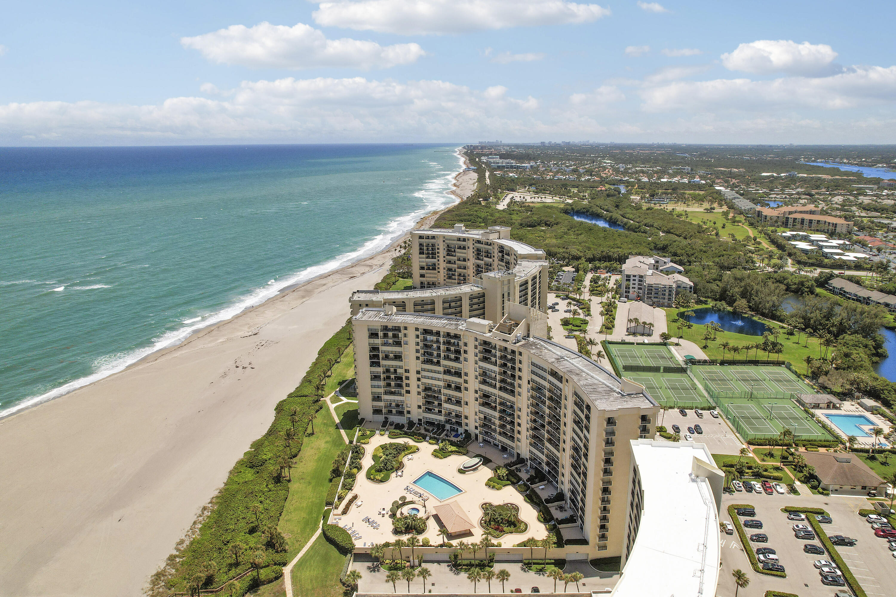 OCEAN TRAIL CONDO III - Residential