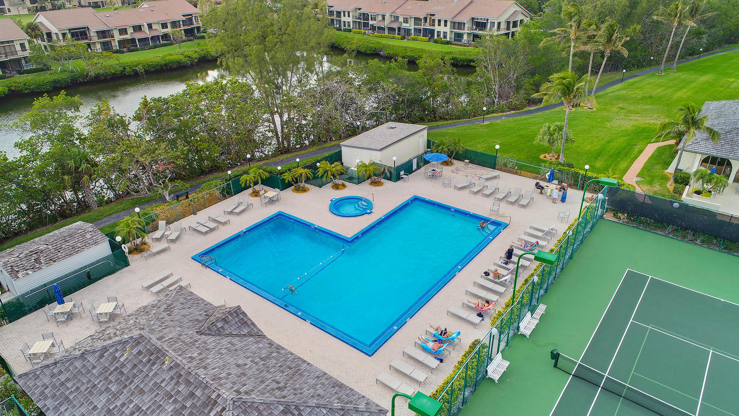 OCEAN TRAIL CONDO III - Residential