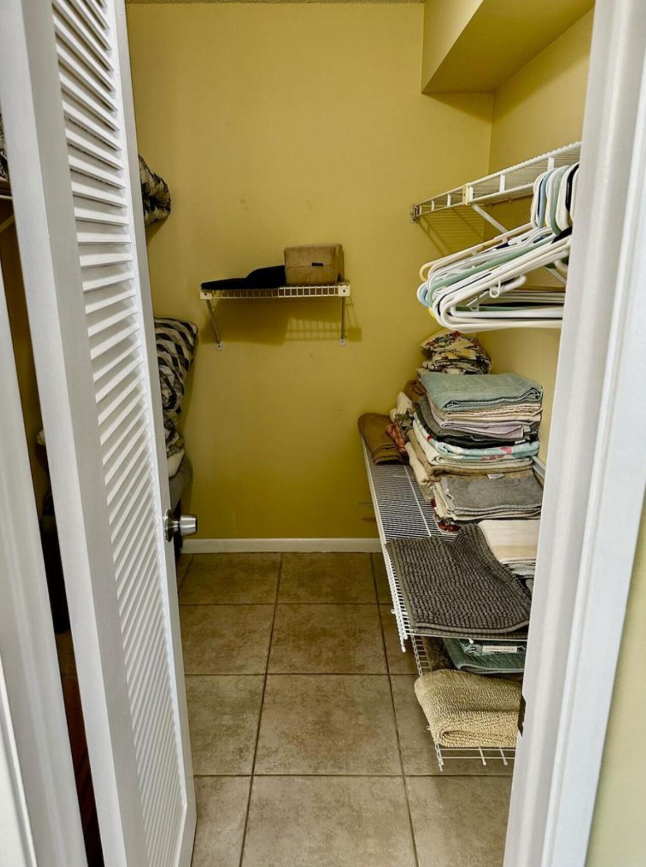 LAVERS DELRAY RACQUET CLUB CONDO - Residential Lease