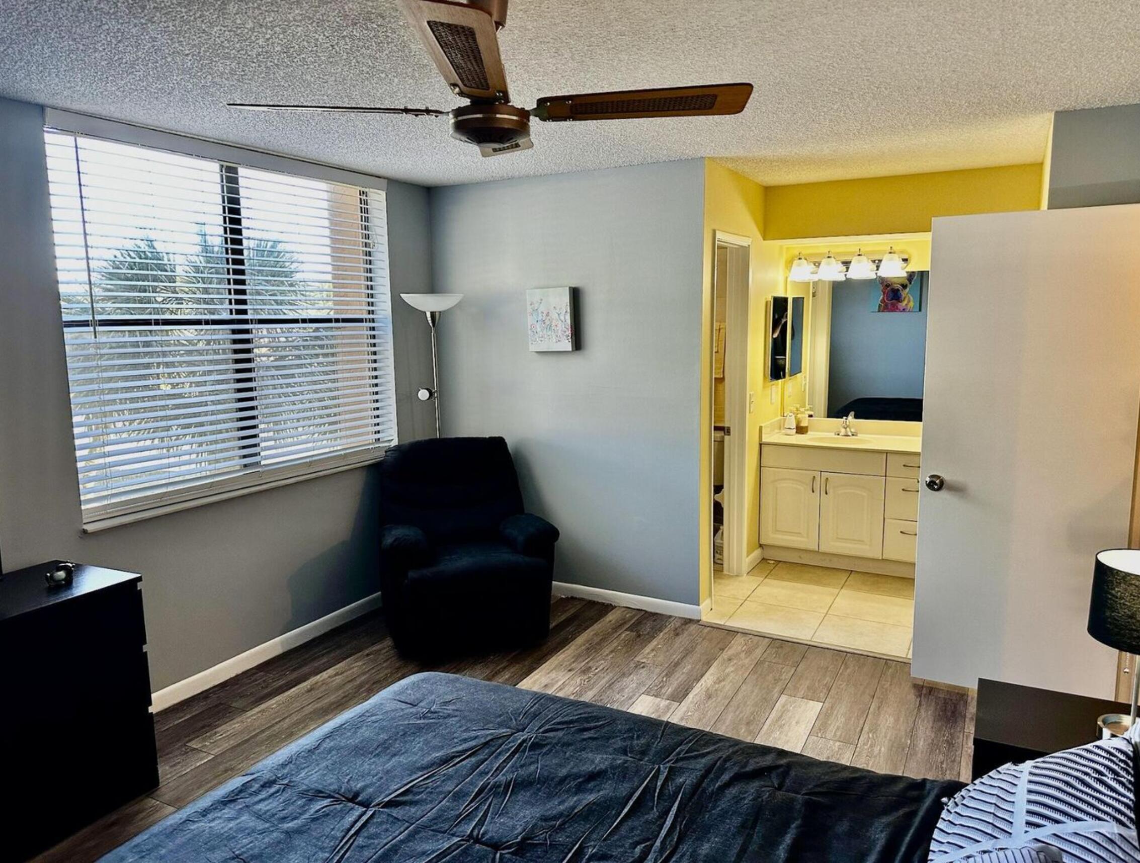 LAVERS DELRAY RACQUET CLUB CONDO - Residential Lease