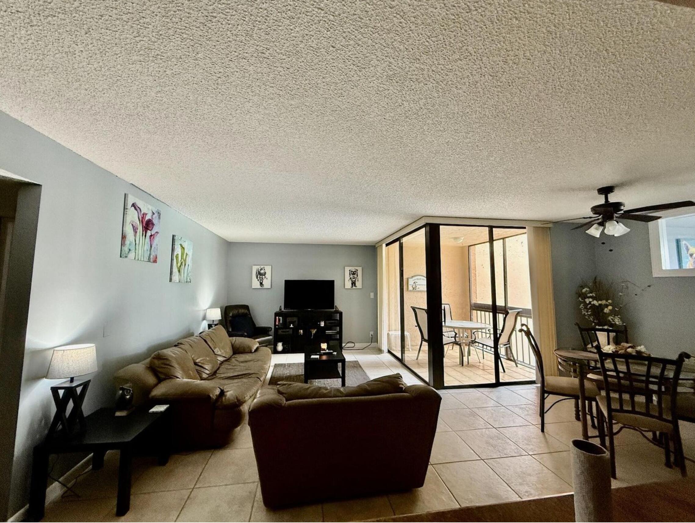 LAVERS DELRAY RACQUET CLUB CONDO - Residential Lease