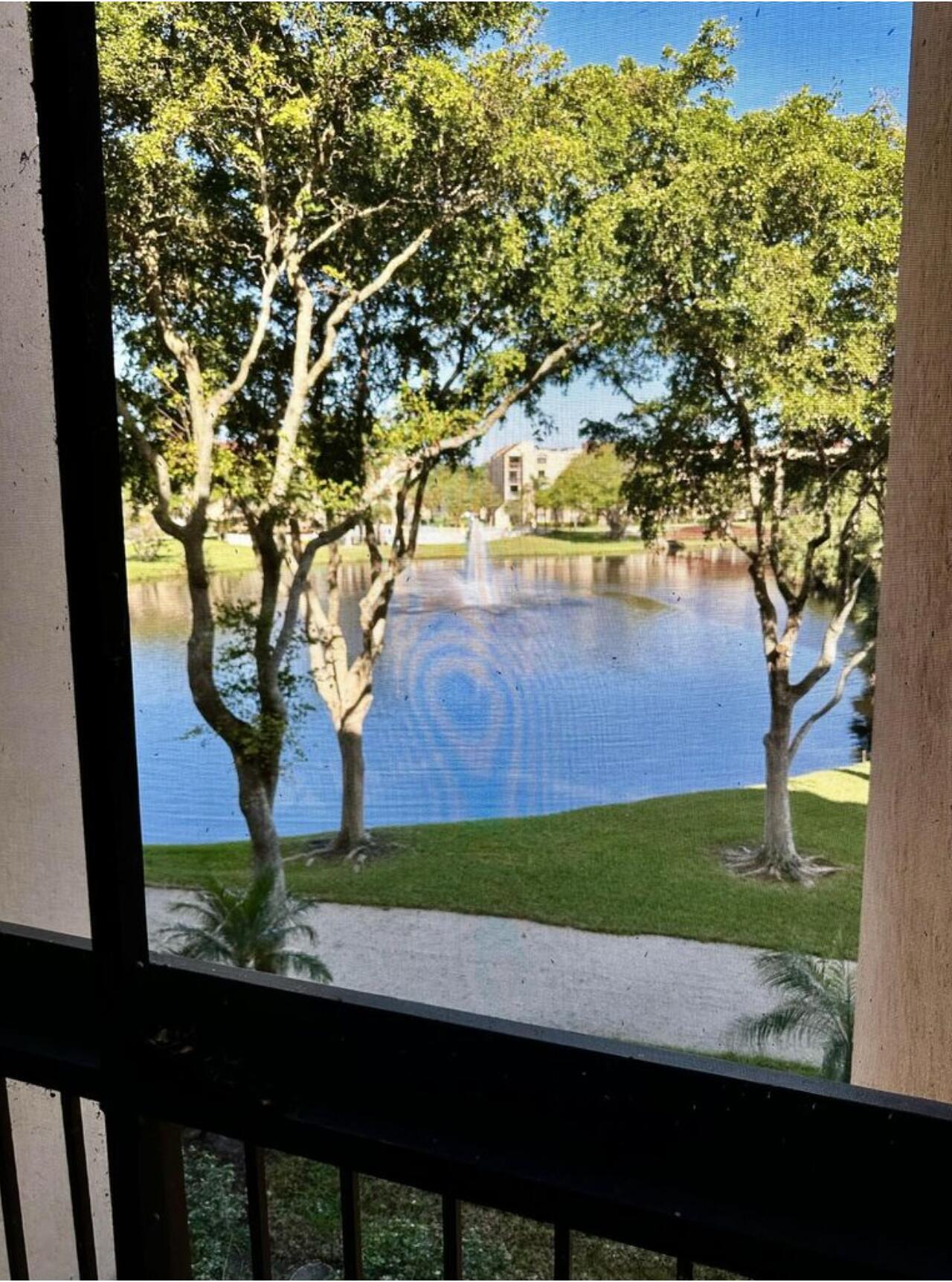 LAVERS DELRAY RACQUET CLUB CONDO - Residential Lease