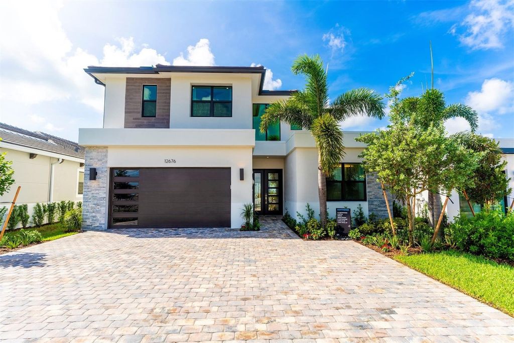 Photo of 12676 Solana Bay Circle, Palm Beach Gardens, FL 33412 (MLS # F10539653)