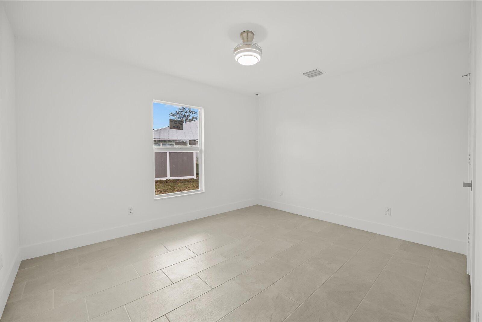 PORT ST LUCIE SECTION 33 - Residential