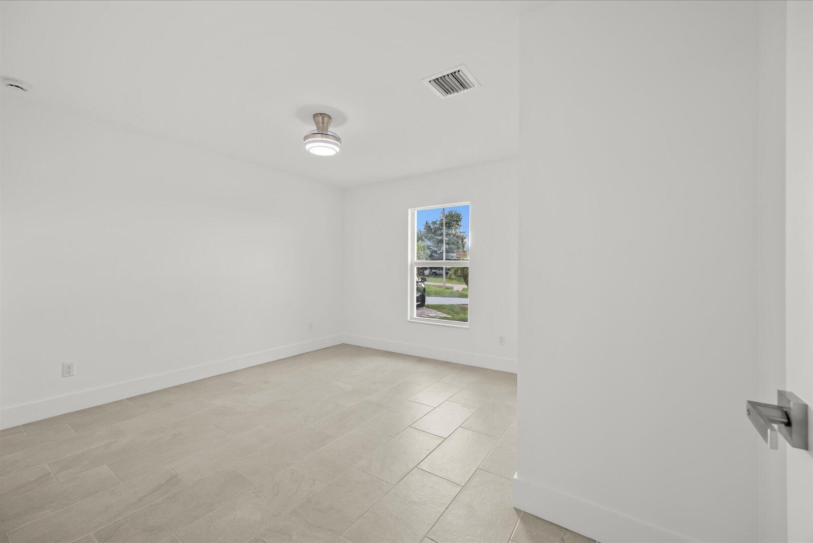 PORT ST LUCIE SECTION 33 - Residential