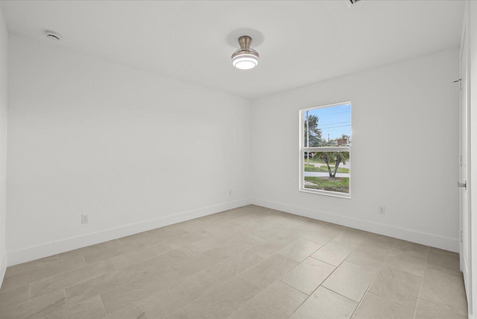 PORT ST LUCIE SECTION 33 - Residential