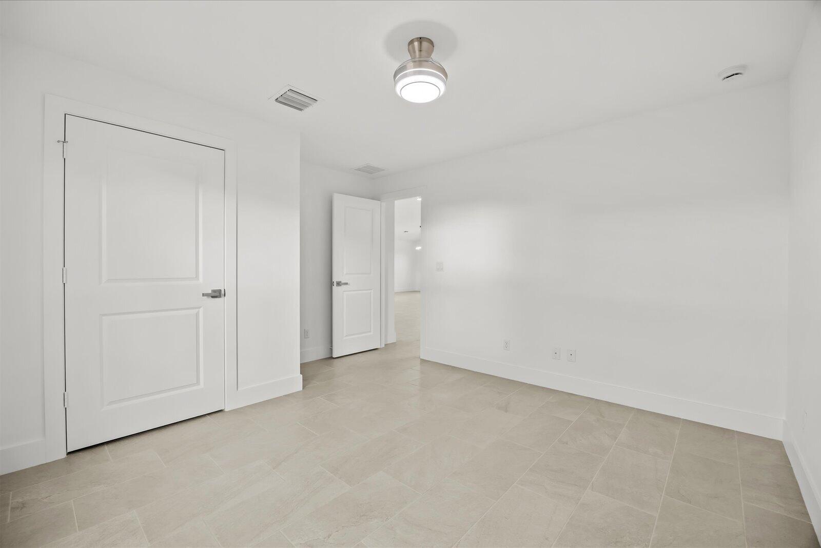 PORT ST LUCIE SECTION 33 - Residential