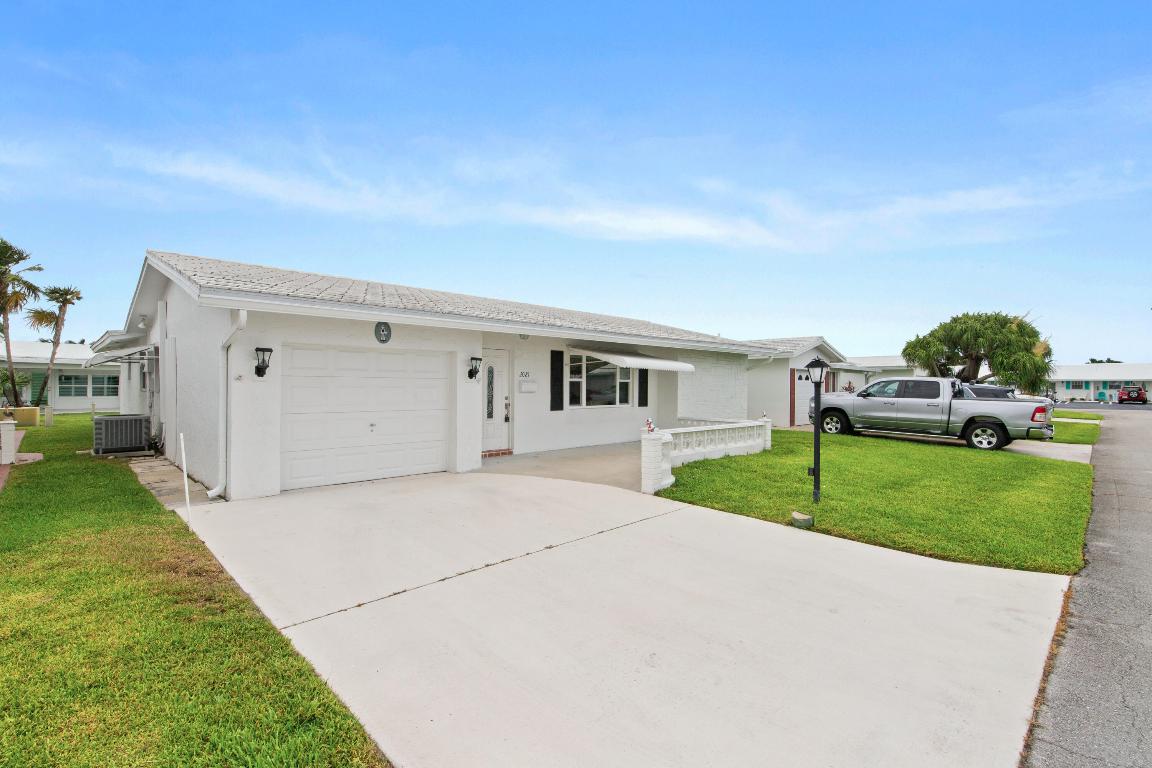 PALM BEACH LEISUREVILLE SEC 7 - Residential