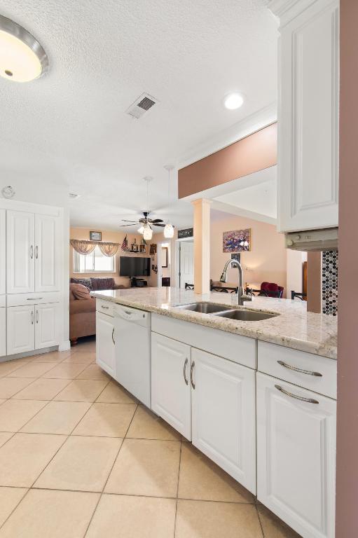 PALM BEACH LEISUREVILLE SEC 7 - Residential