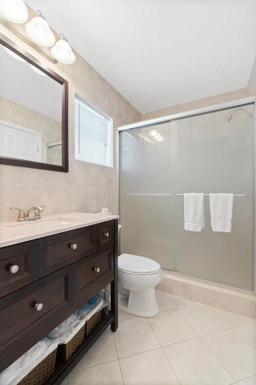 PALM BEACH LEISUREVILLE SEC 7 - Residential