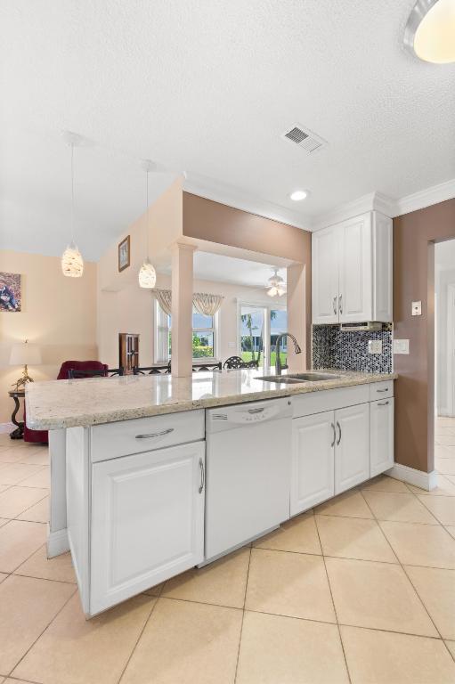 PALM BEACH LEISUREVILLE SEC 7 - Residential