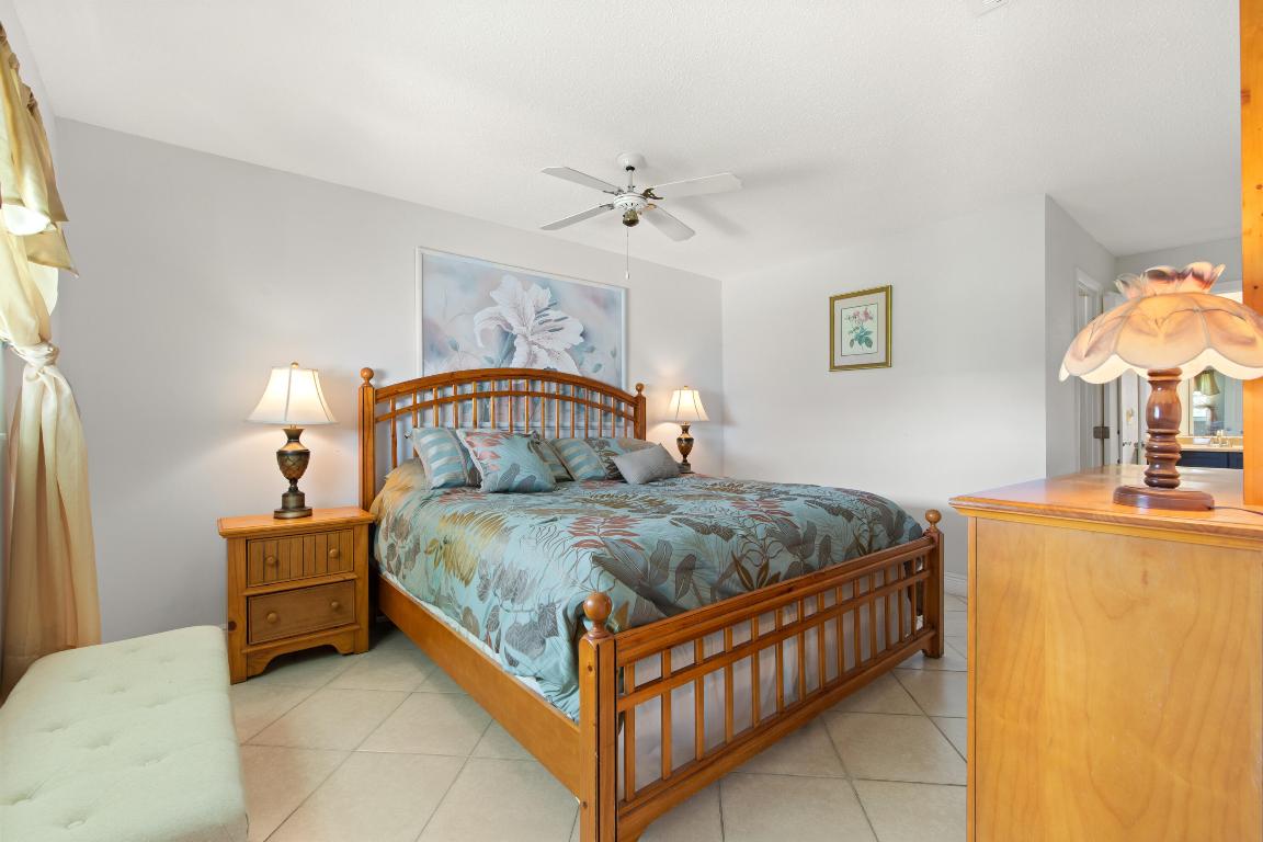 PALM BEACH LEISUREVILLE SEC 7 - Residential