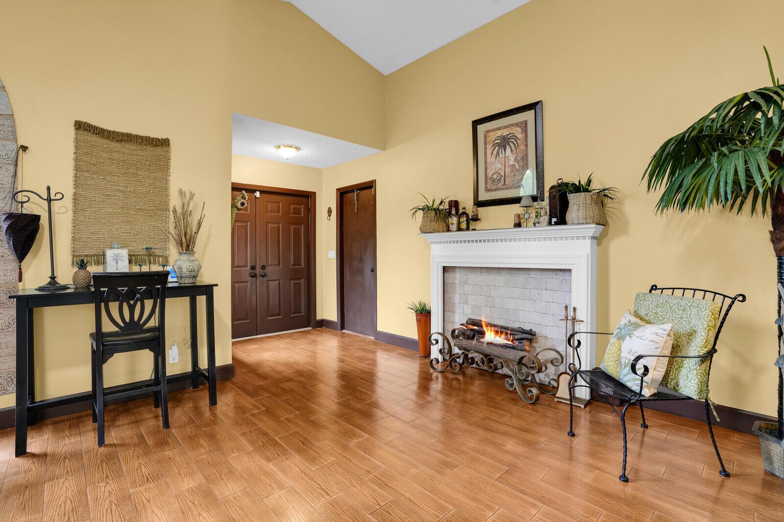 558 NW 39th Avenue