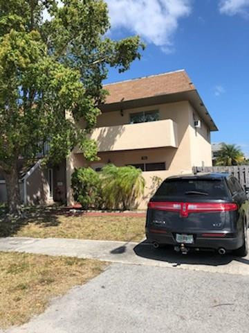 NORTH LAUDERDALE VILLAGE - Residential