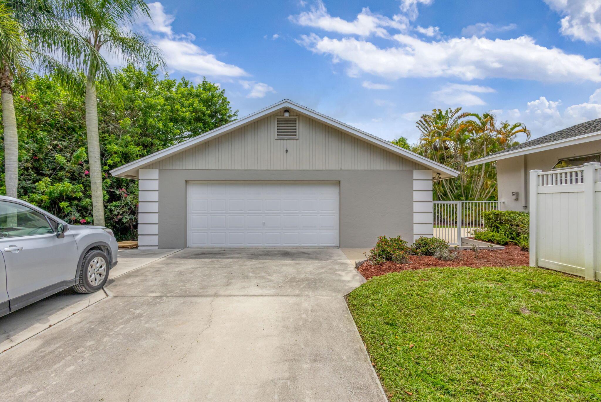 15315 78th Drive N