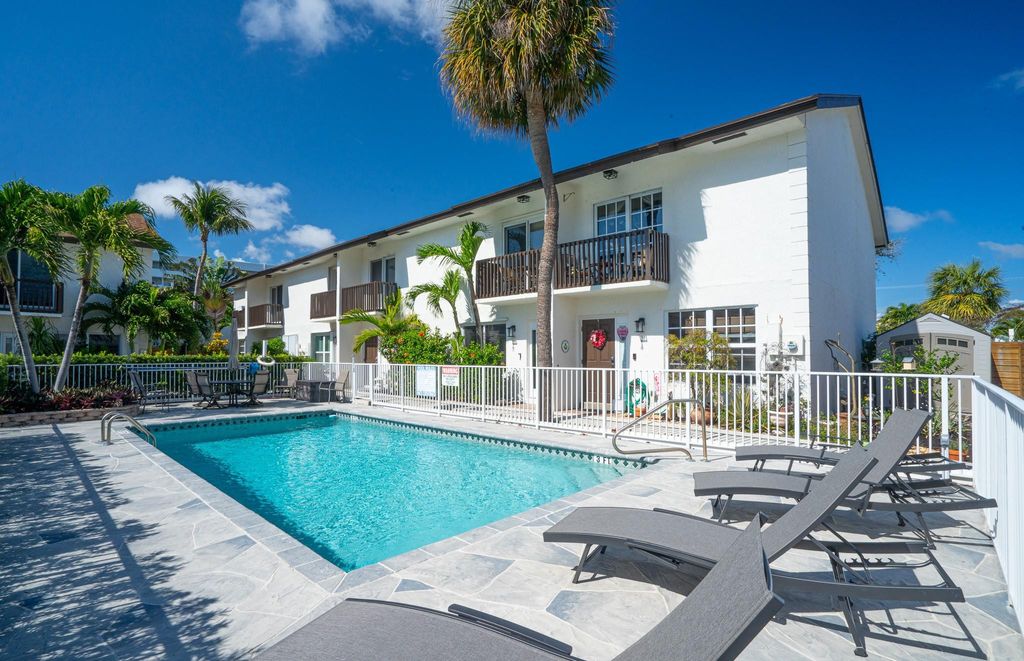 Photo of 1917 NE 3rd Street #113, Deerfield Beach, FL 33441 (MLS # F10525430)