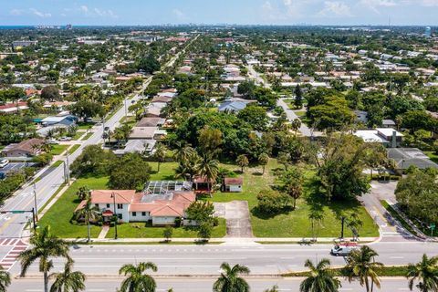 A home in Deerfield Beach