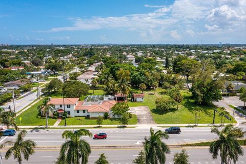 A home in Deerfield Beach