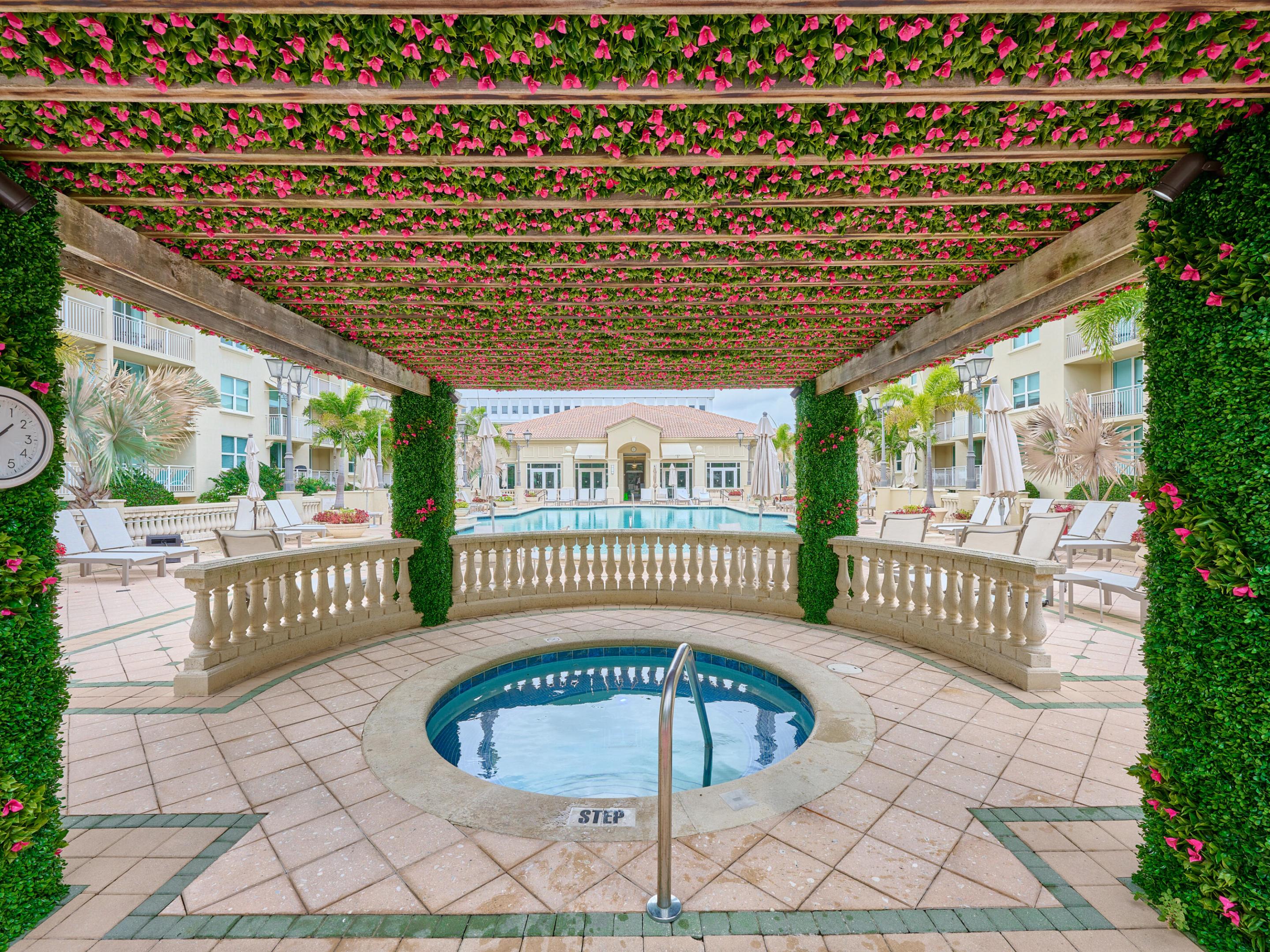 PALMETTO PLACE CONDO - Residential
