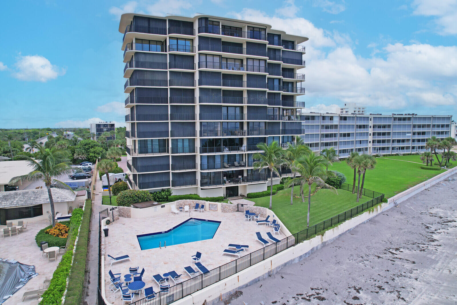 OCEAN TOWERS CONDO APTS - Residential