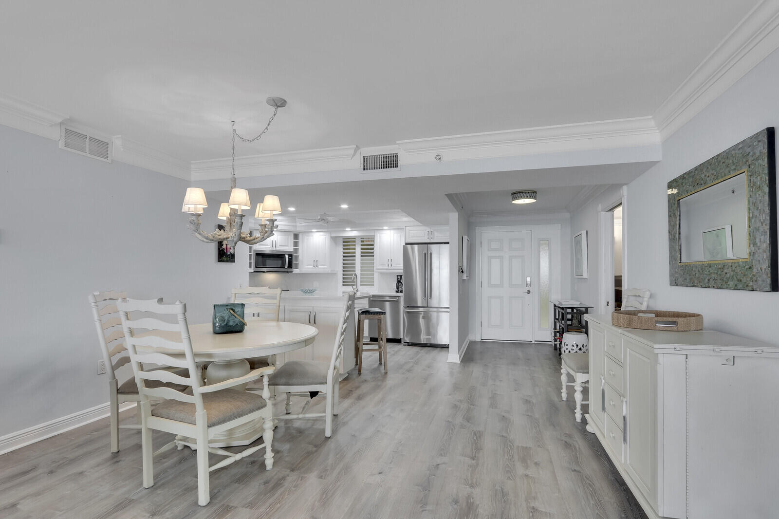 OCEAN TOWERS CONDO APTS - Residential