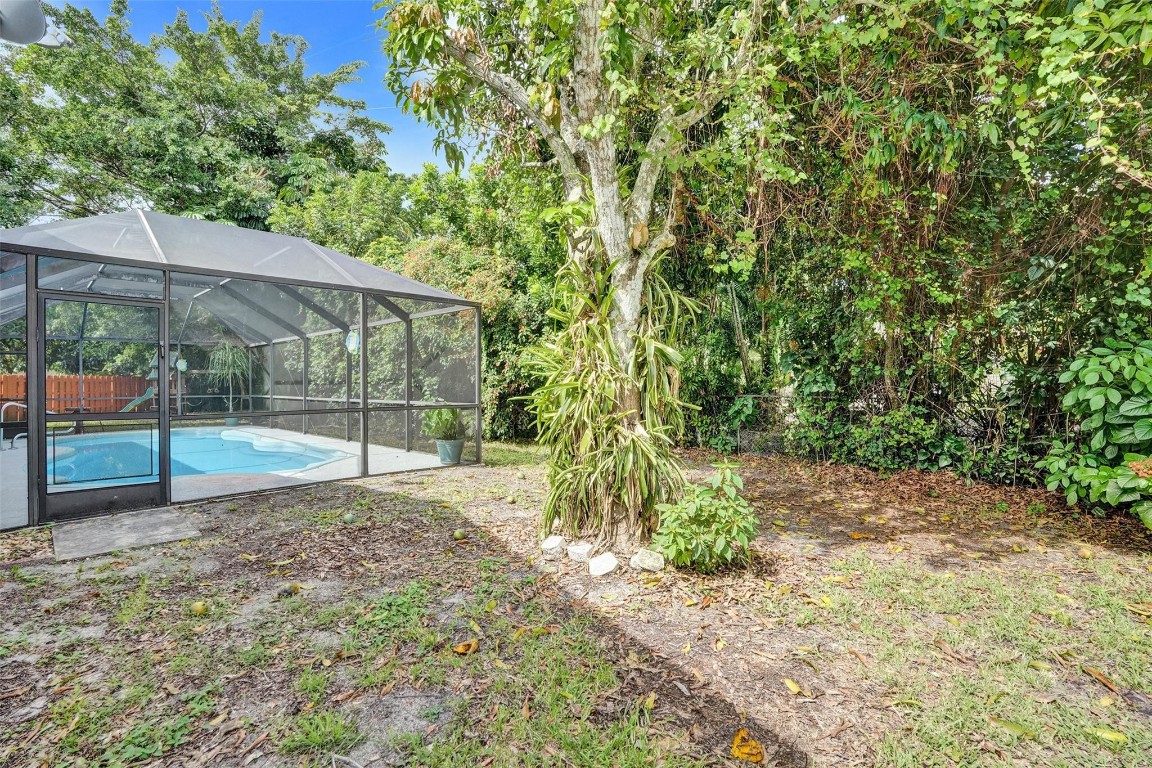 Greenwood II 103-46 B - Residential