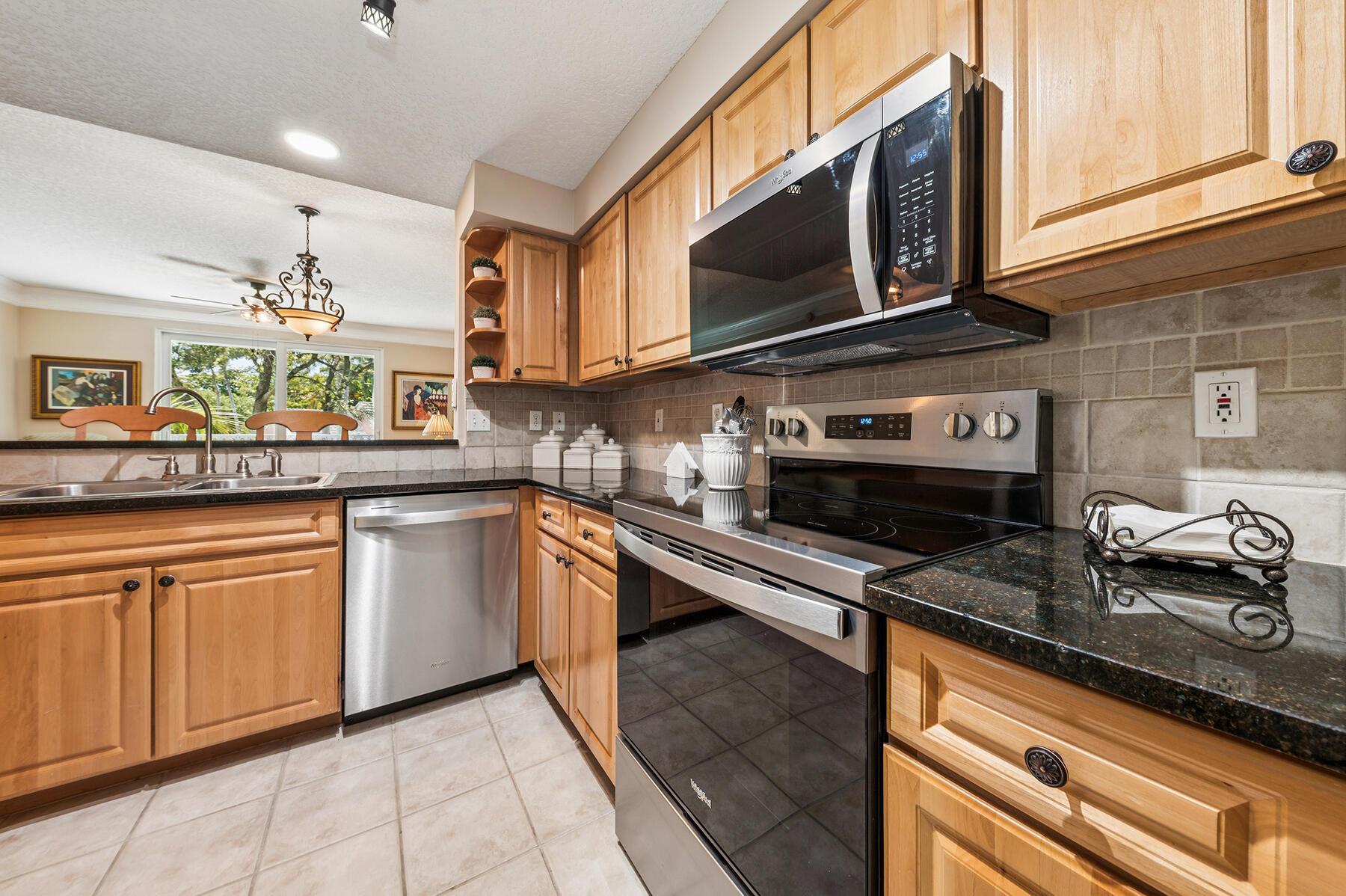 2020 Alta Meadows Lane 504