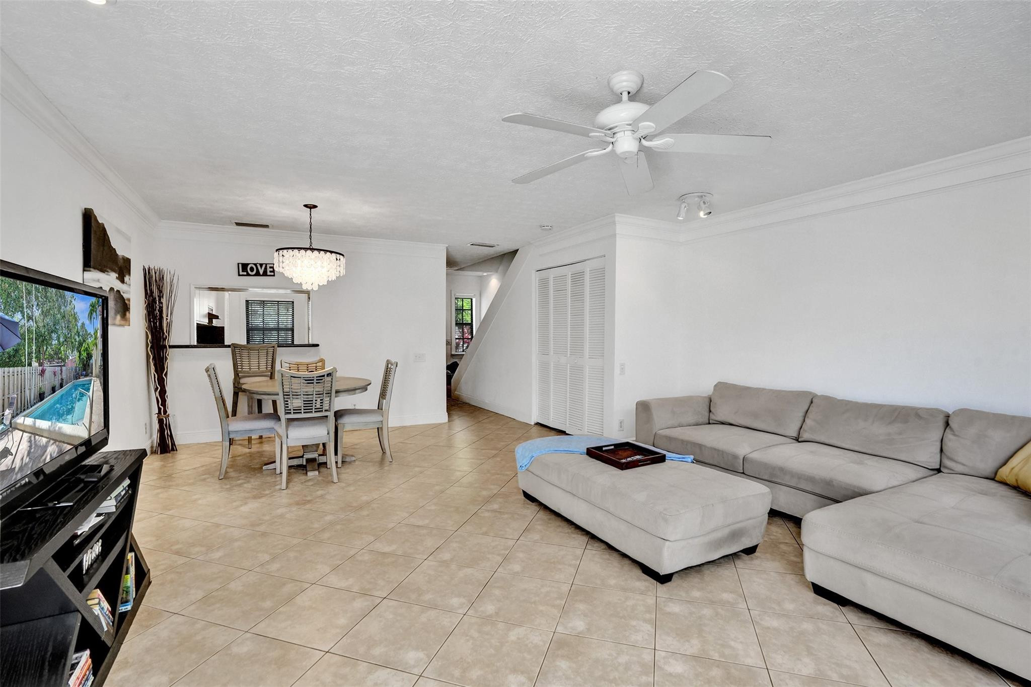 SOUTHPORT TOWNHOMES 1 CONDO - Residential