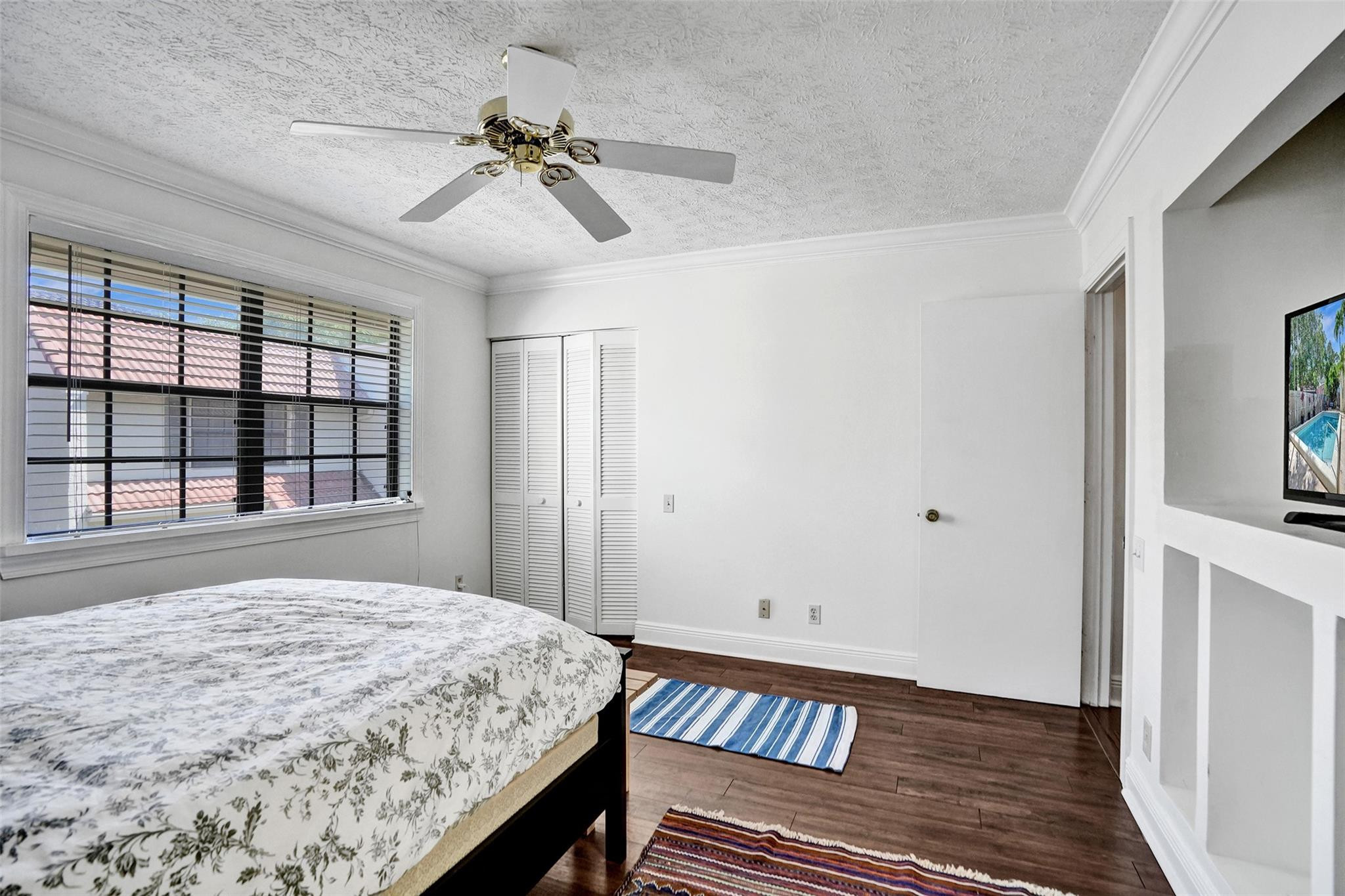 SOUTHPORT TOWNHOMES 1 CONDO - Residential