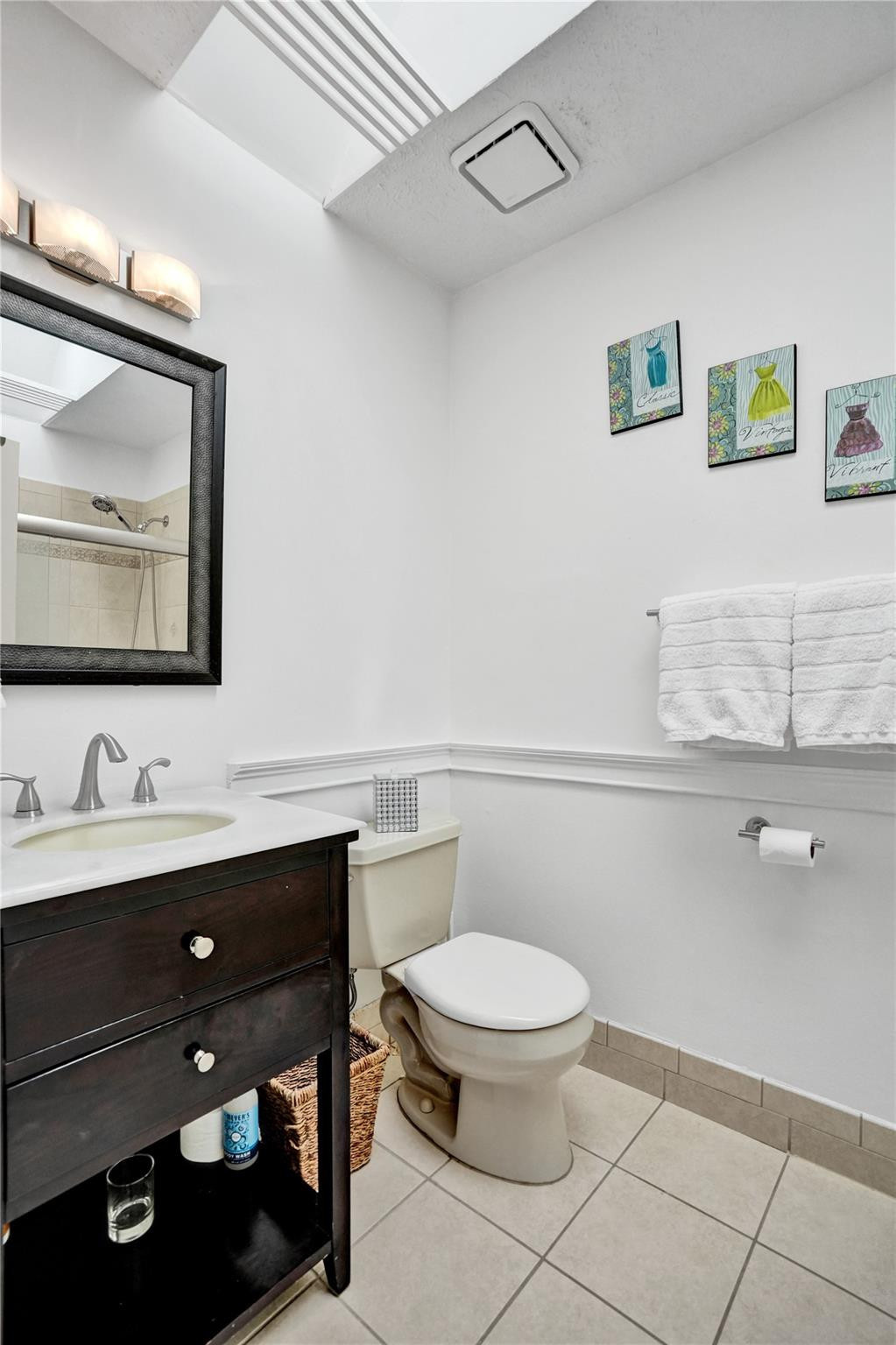 SOUTHPORT TOWNHOMES 1 CONDO - Residential