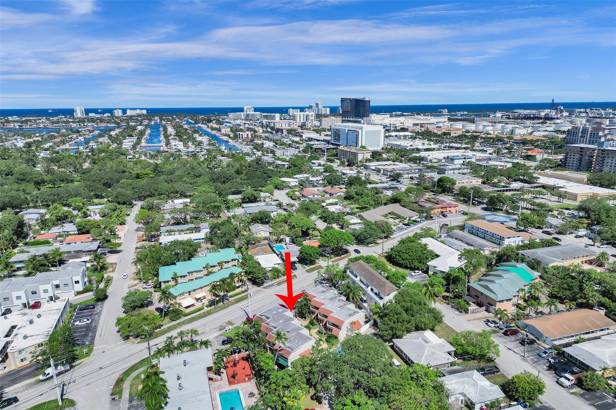 SOUTHPORT TOWNHOMES 1 CONDO - Residential