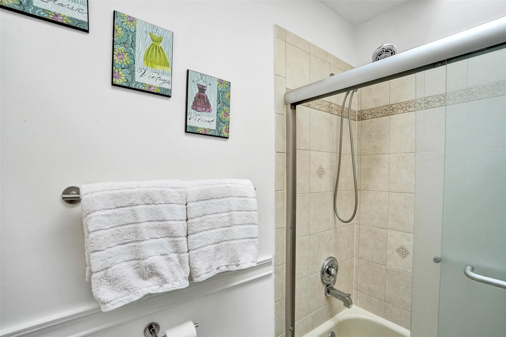 SOUTHPORT TOWNHOMES 1 CONDO - Residential