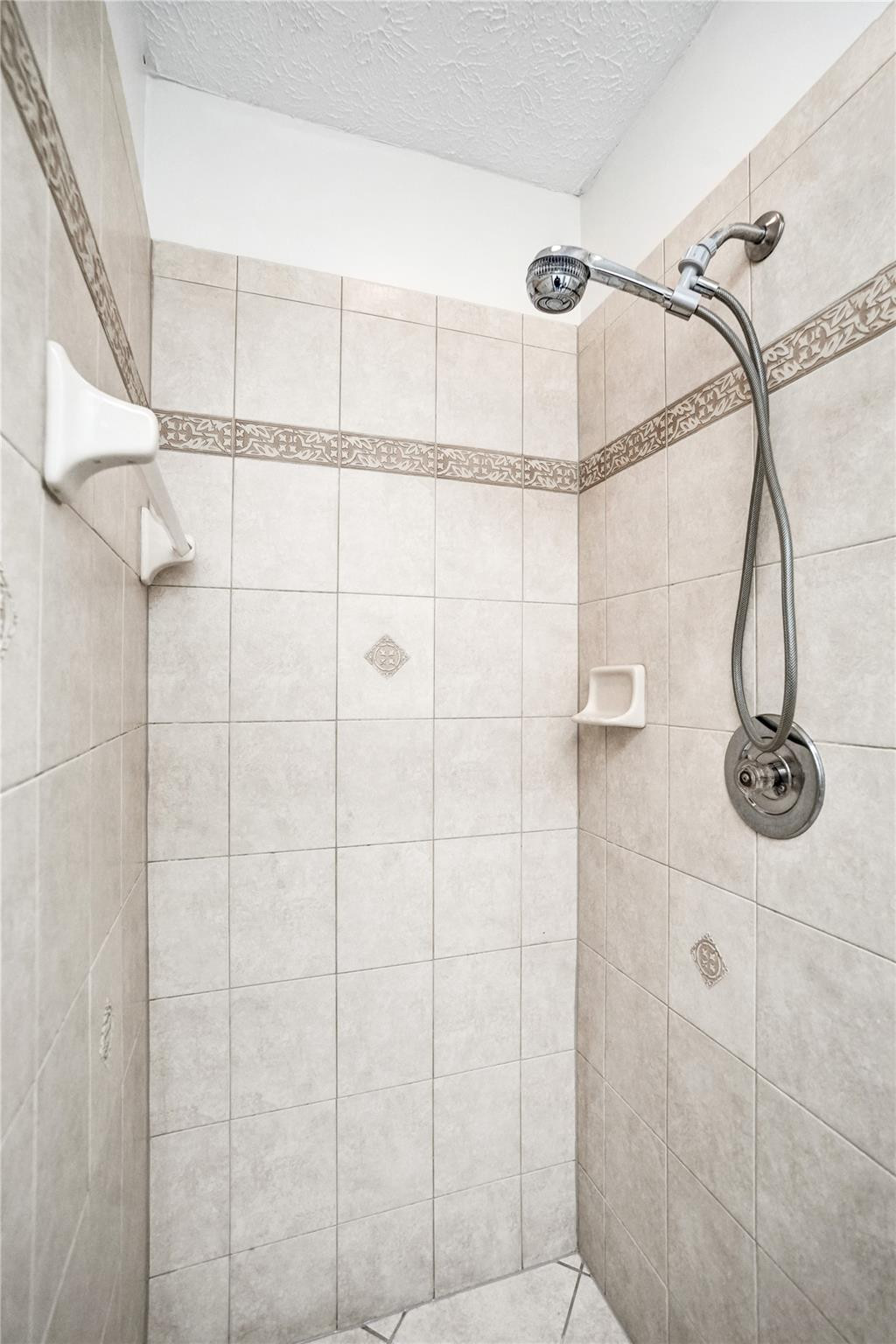 SOUTHPORT TOWNHOMES 1 CONDO - Residential