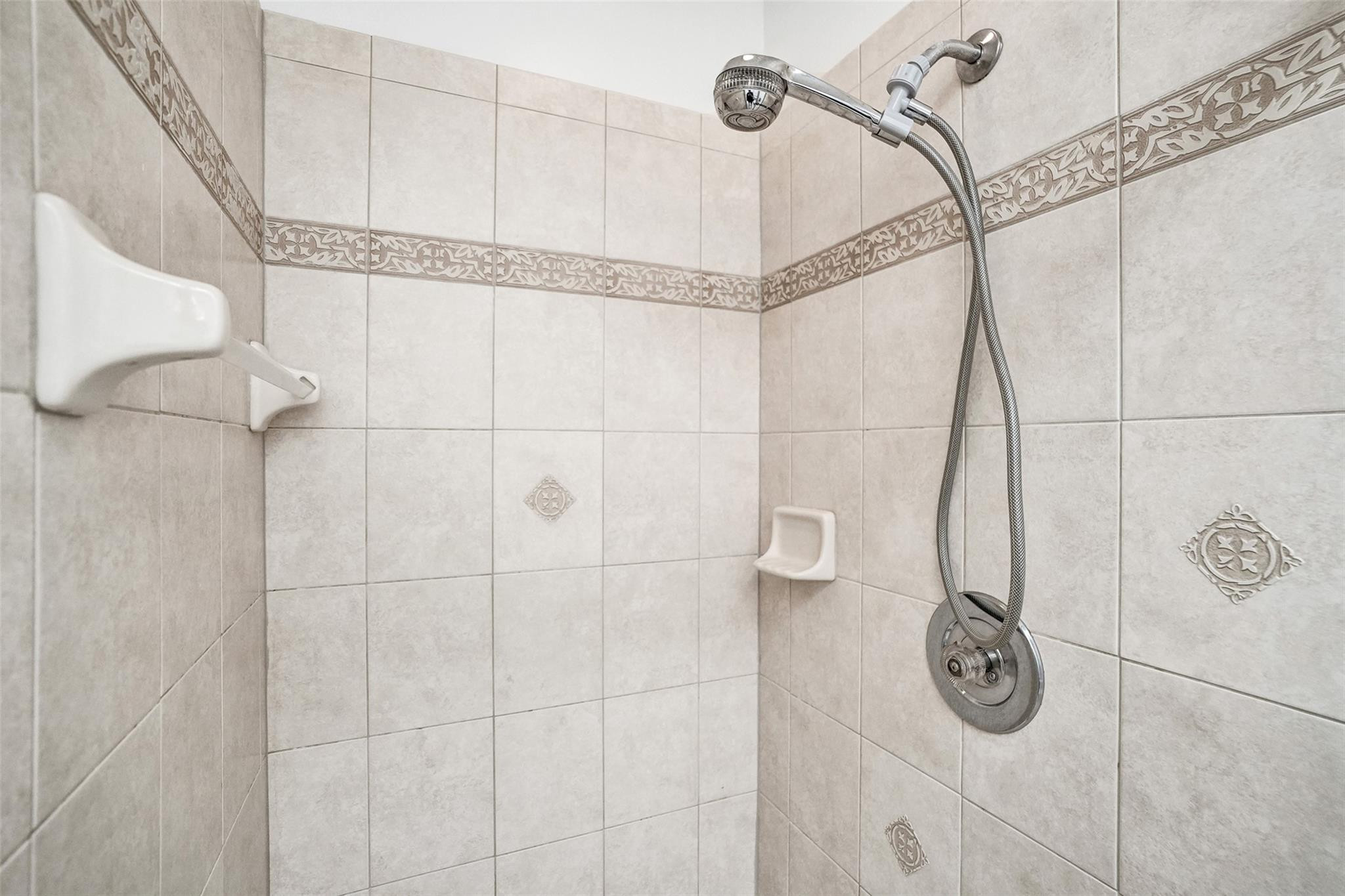SOUTHPORT TOWNHOMES 1 CONDO - Residential