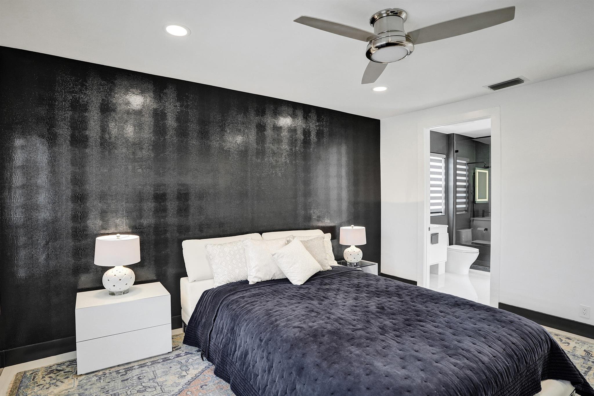 MAYFAIR AT WOODFIELD COUN - Residential