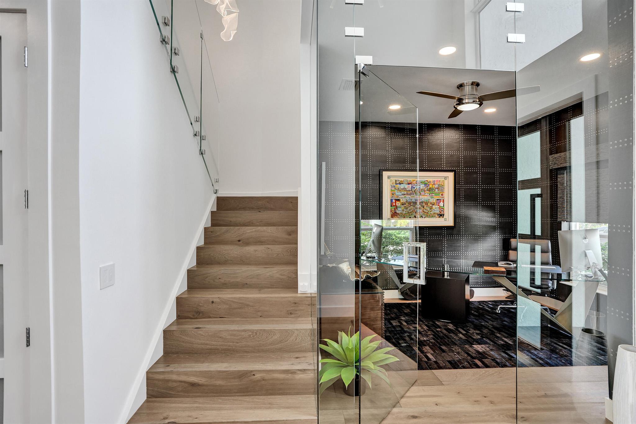 MAYFAIR AT WOODFIELD COUN - Residential