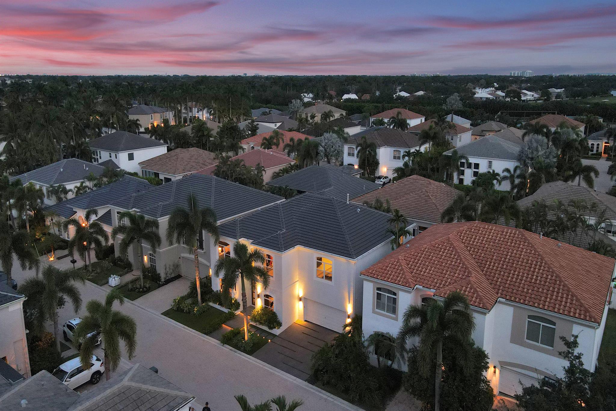 MAYFAIR AT WOODFIELD COUN - Residential