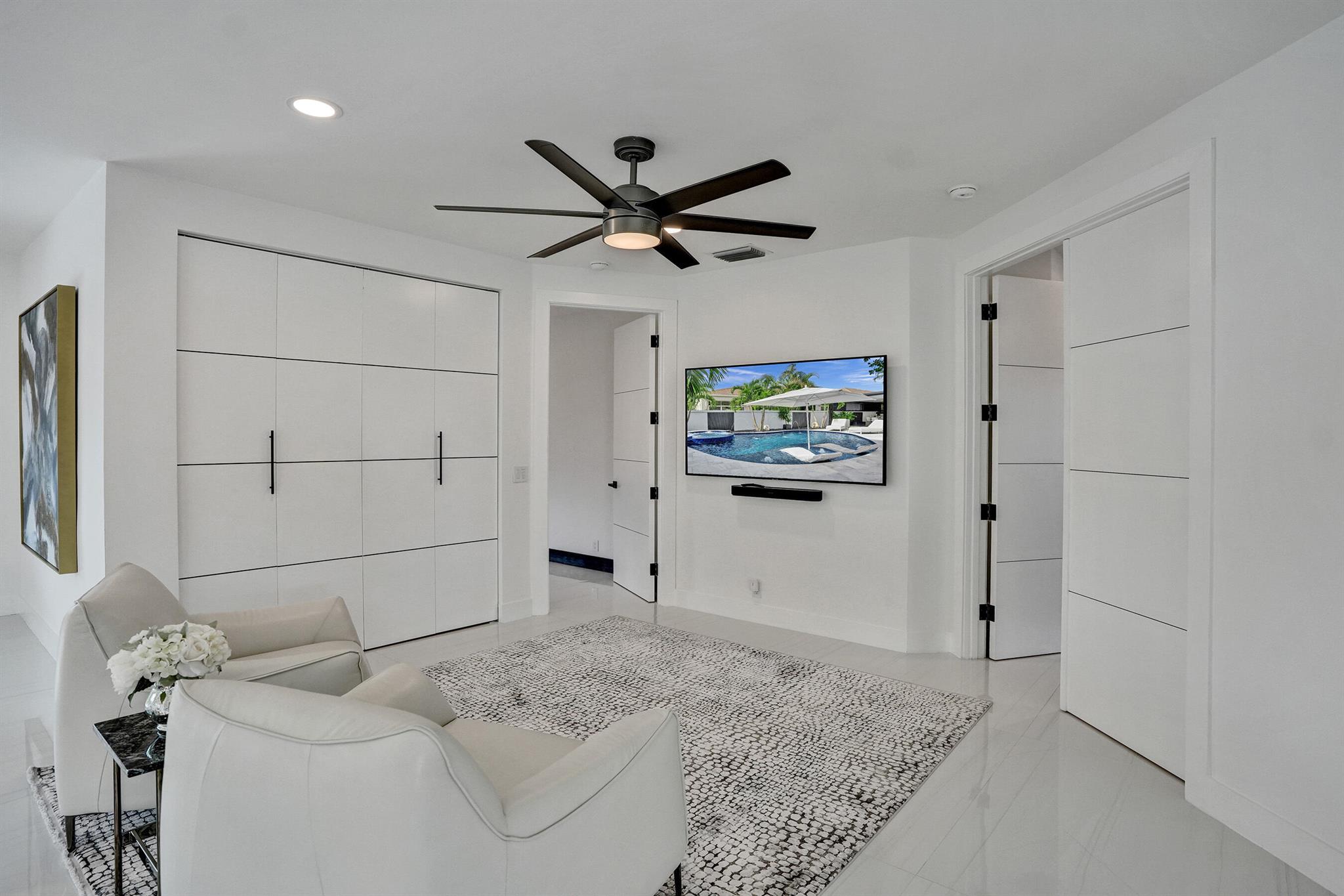 MAYFAIR AT WOODFIELD COUN - Residential