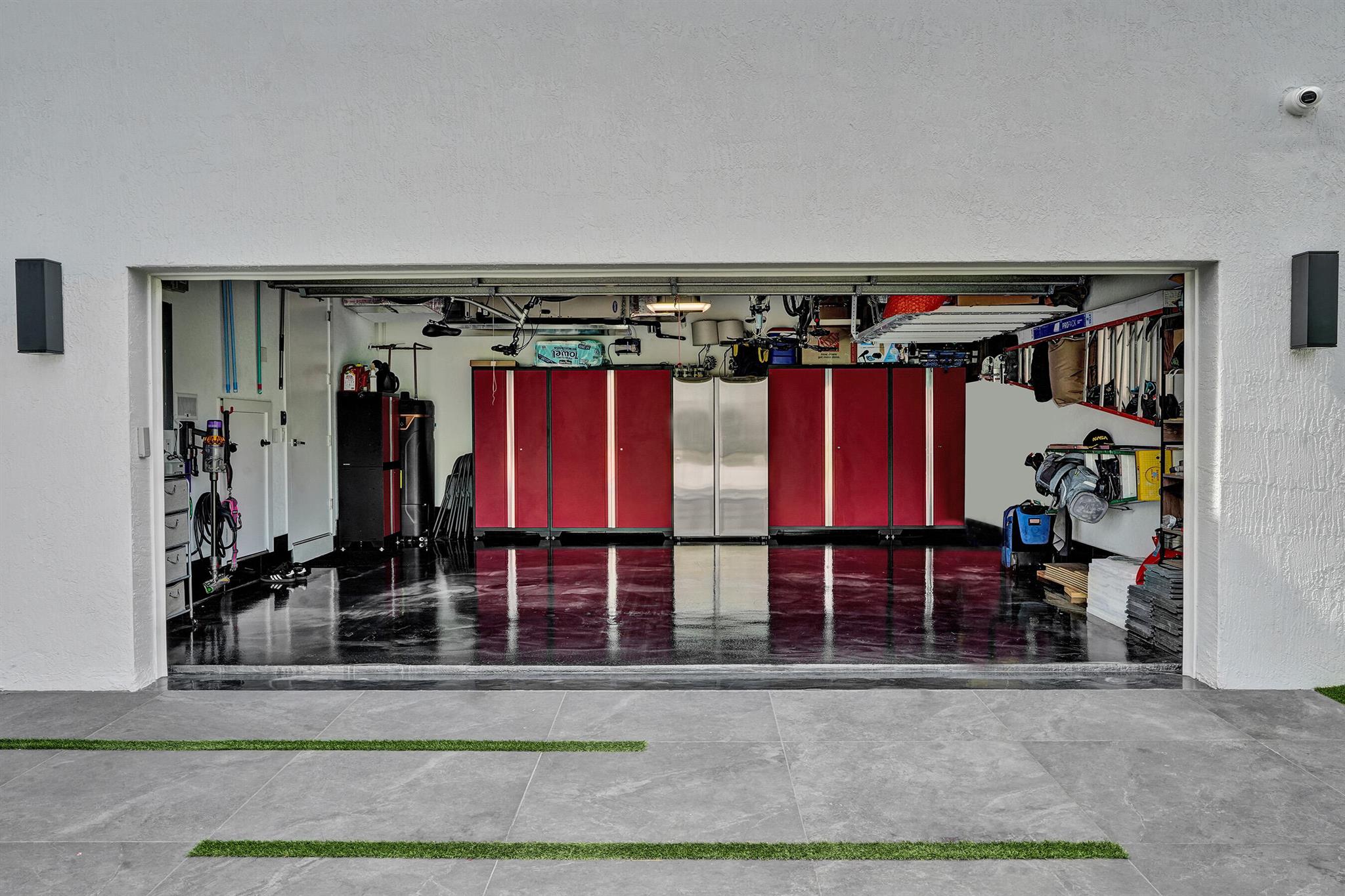 MAYFAIR AT WOODFIELD COUN - Residential