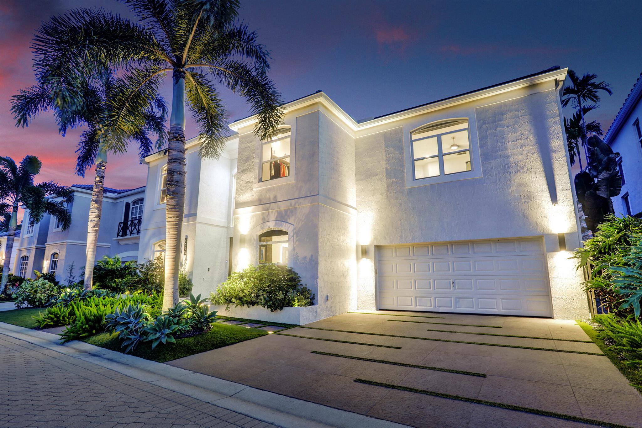 MAYFAIR AT WOODFIELD COUN - Residential