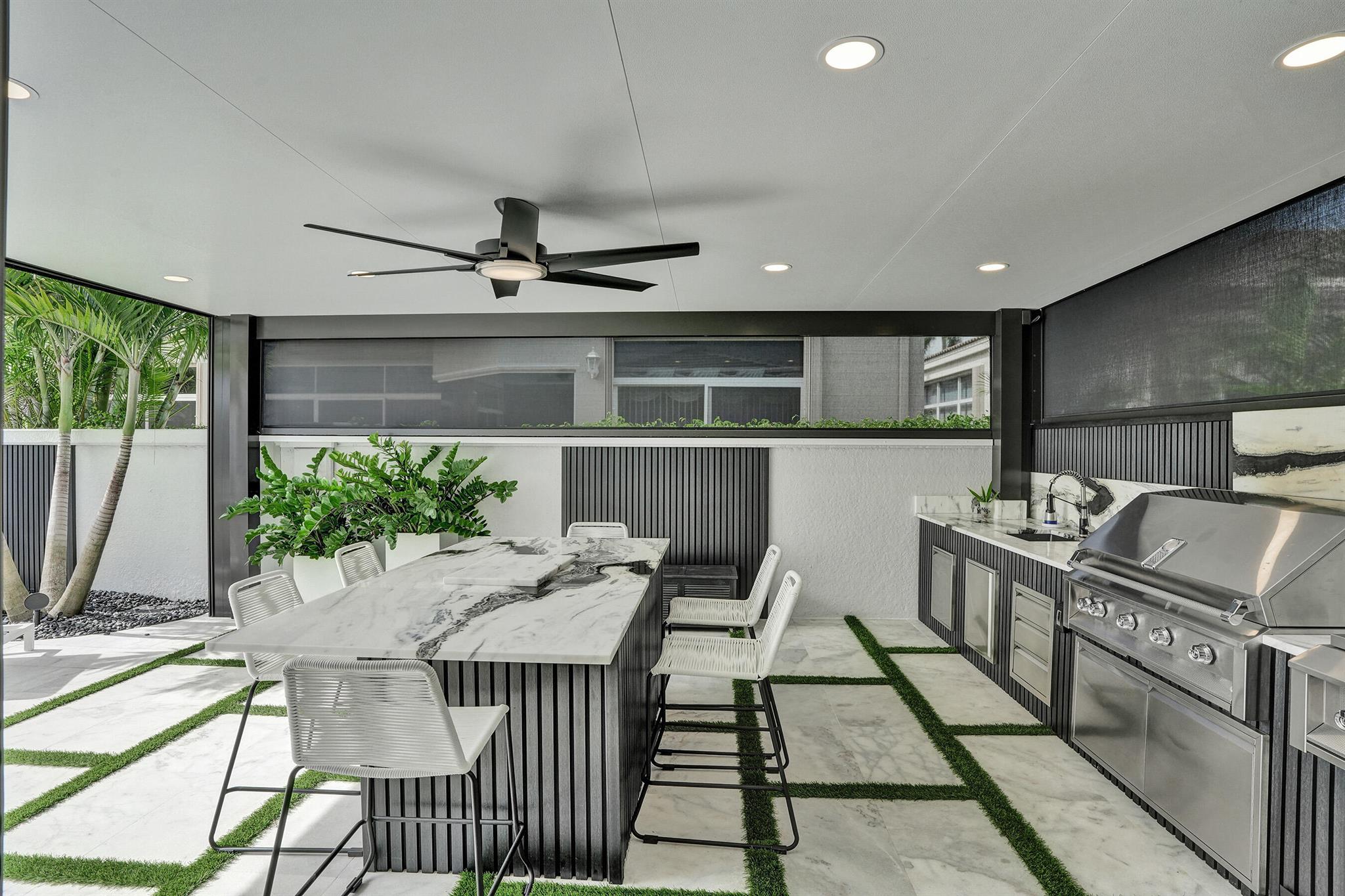 MAYFAIR AT WOODFIELD COUN - Residential