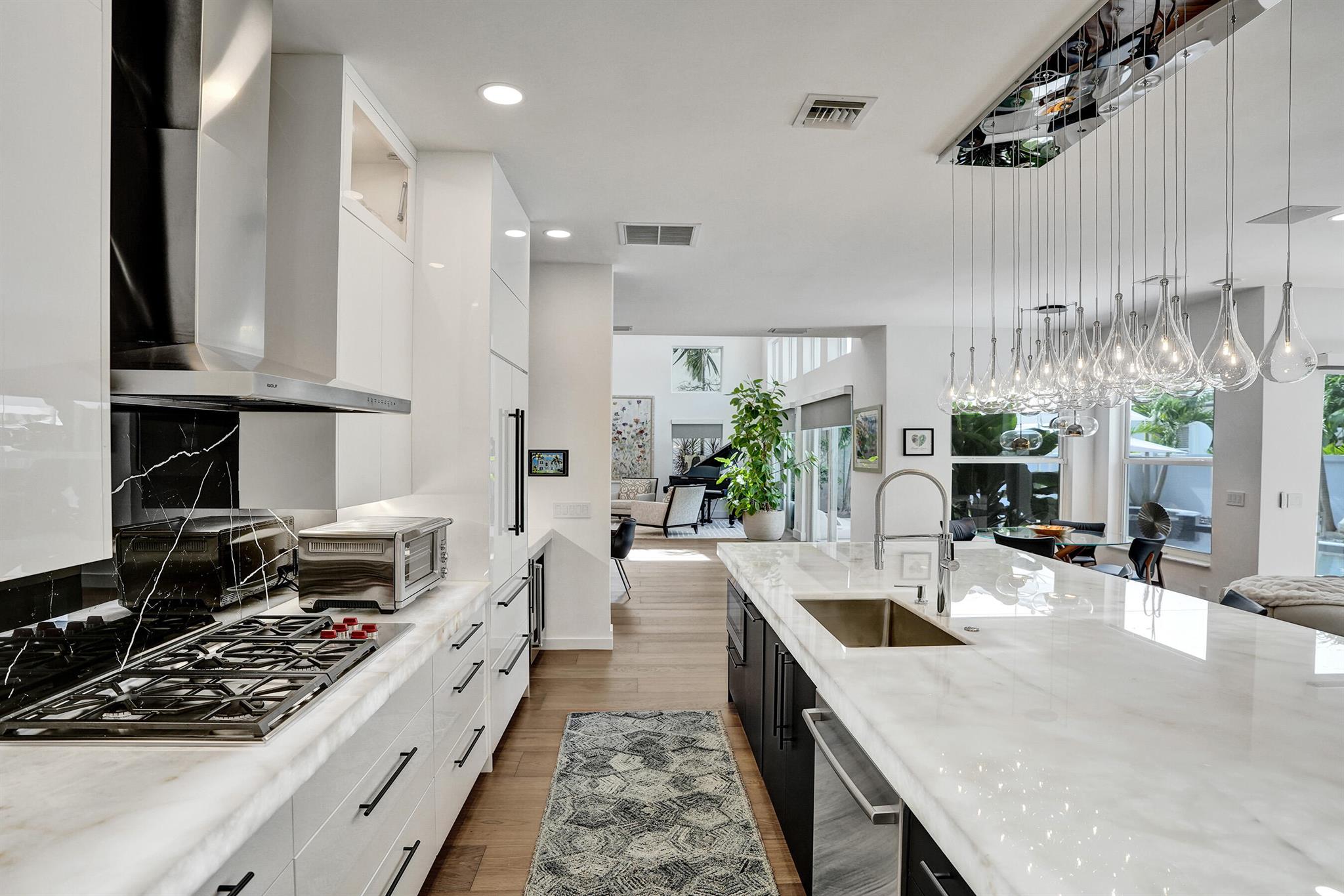 MAYFAIR AT WOODFIELD COUN - Residential