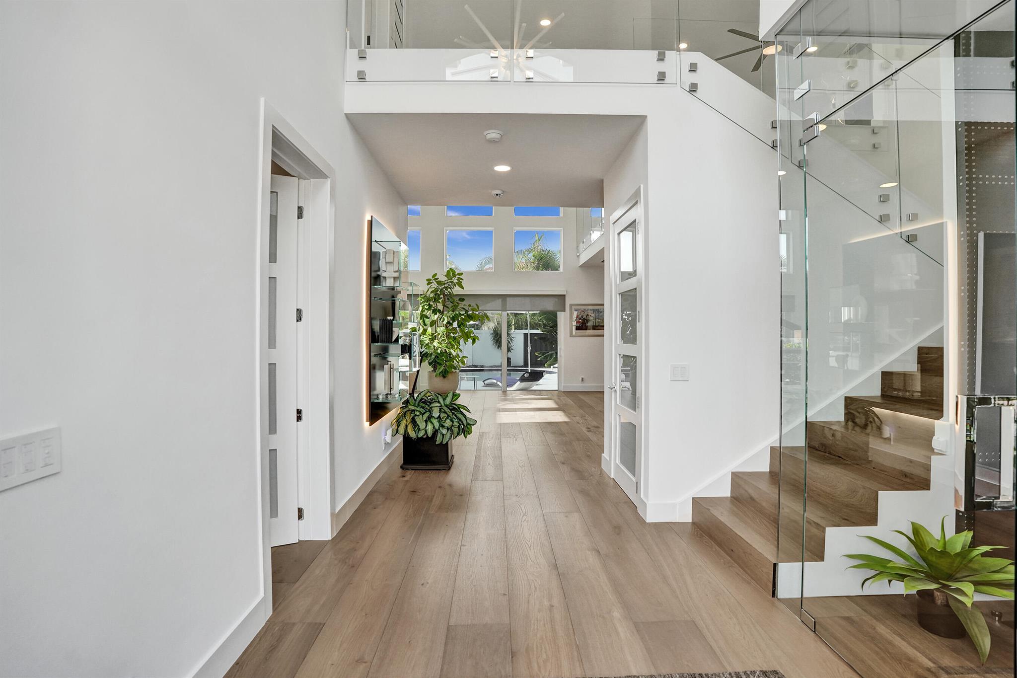 MAYFAIR AT WOODFIELD COUN - Residential